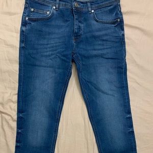 BRAND NEW TAGGED DENIM SKINNY JEANS